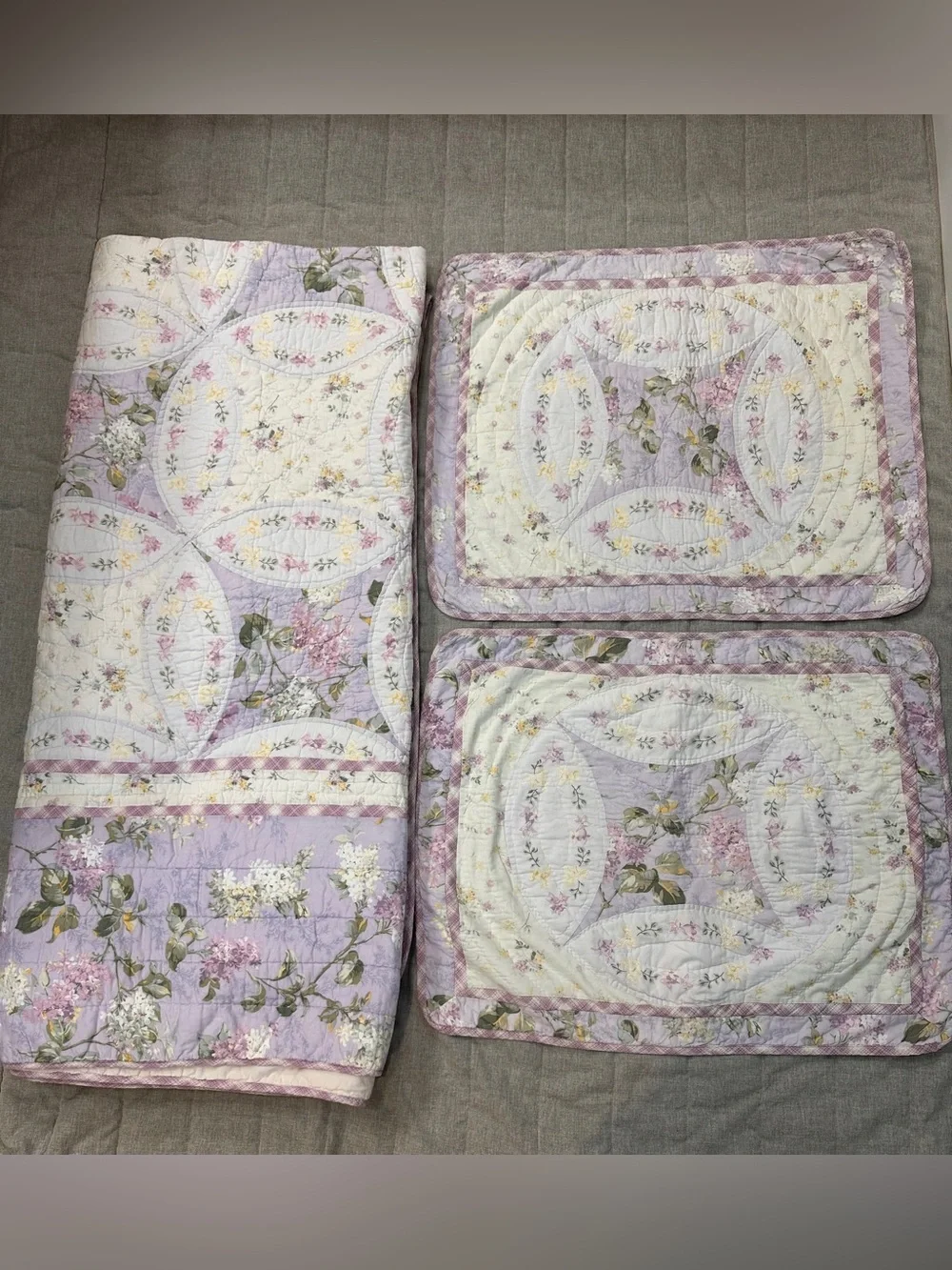 VTG Rachel Ashwell Shabby Chic Queen/Full Quilt Set 2 Shams Floral Patchwork